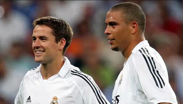 斯这样充满 斯这样充满