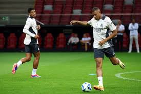 城这样的高 城这样的高